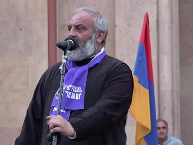 Лидер движения «Во имя Родины»: Собираюсь встретиться с очень важным человеком